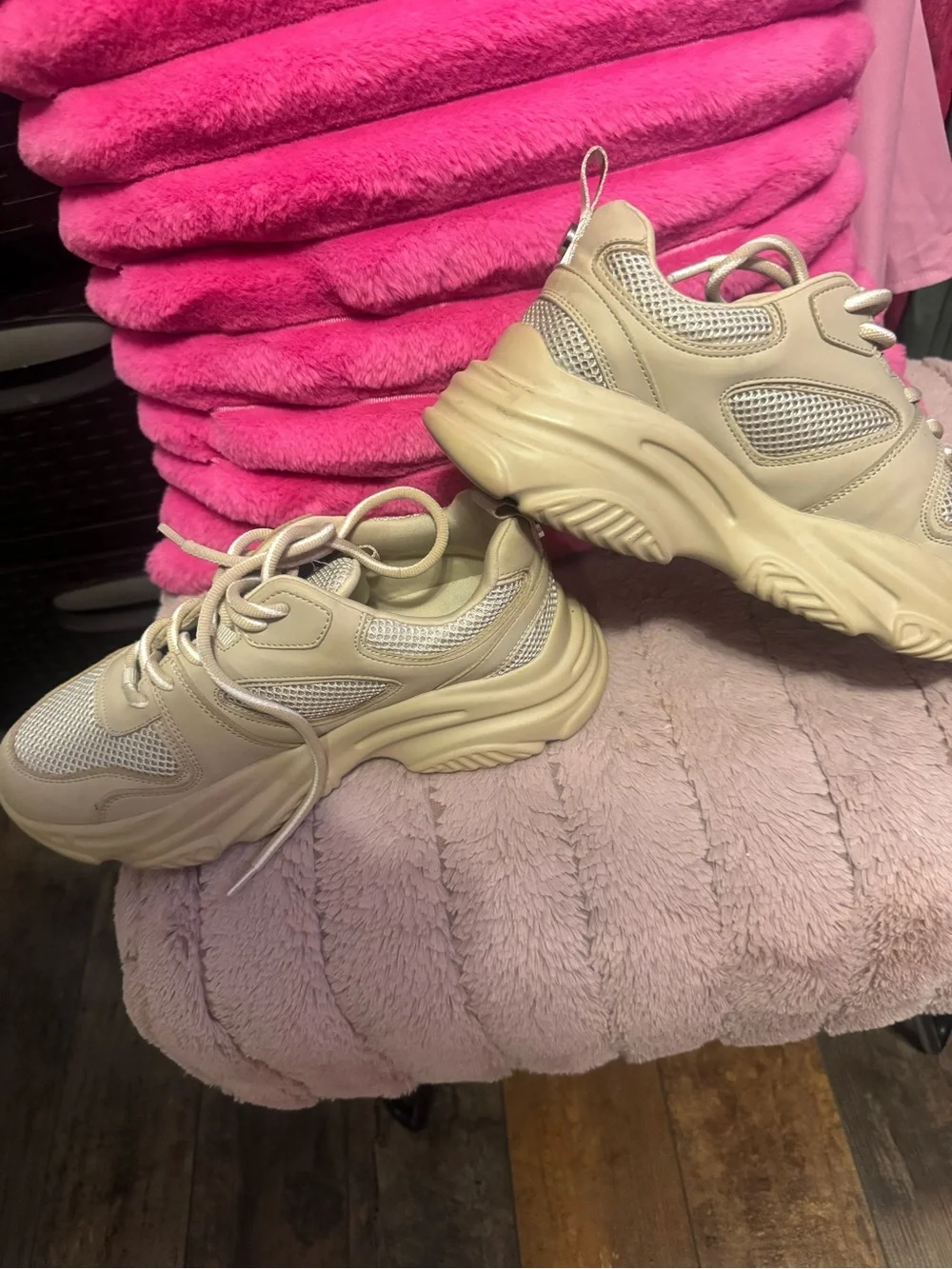 Steve Madden Women's Chunky Lace-Up Sneakers in Light Beige